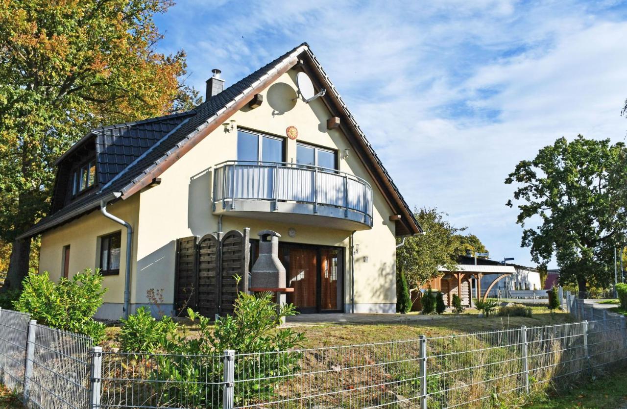 Schoenes Ferienhaus Mit Kamin Und Sauna Im Ostseebad Sellin Exteriör bild