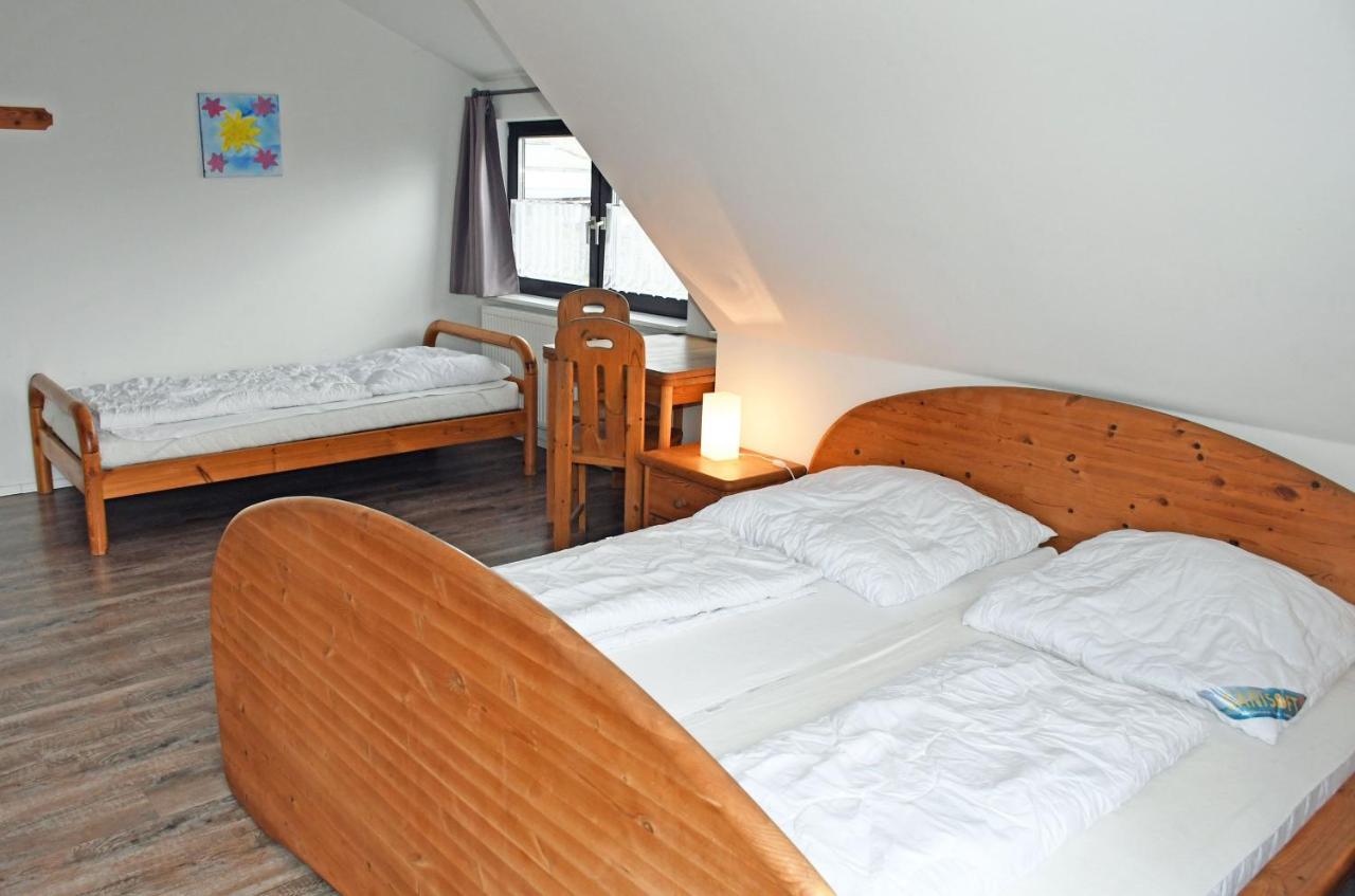 Schoenes Ferienhaus Mit Kamin Und Sauna Im Ostseebad Sellin Exteriör bild