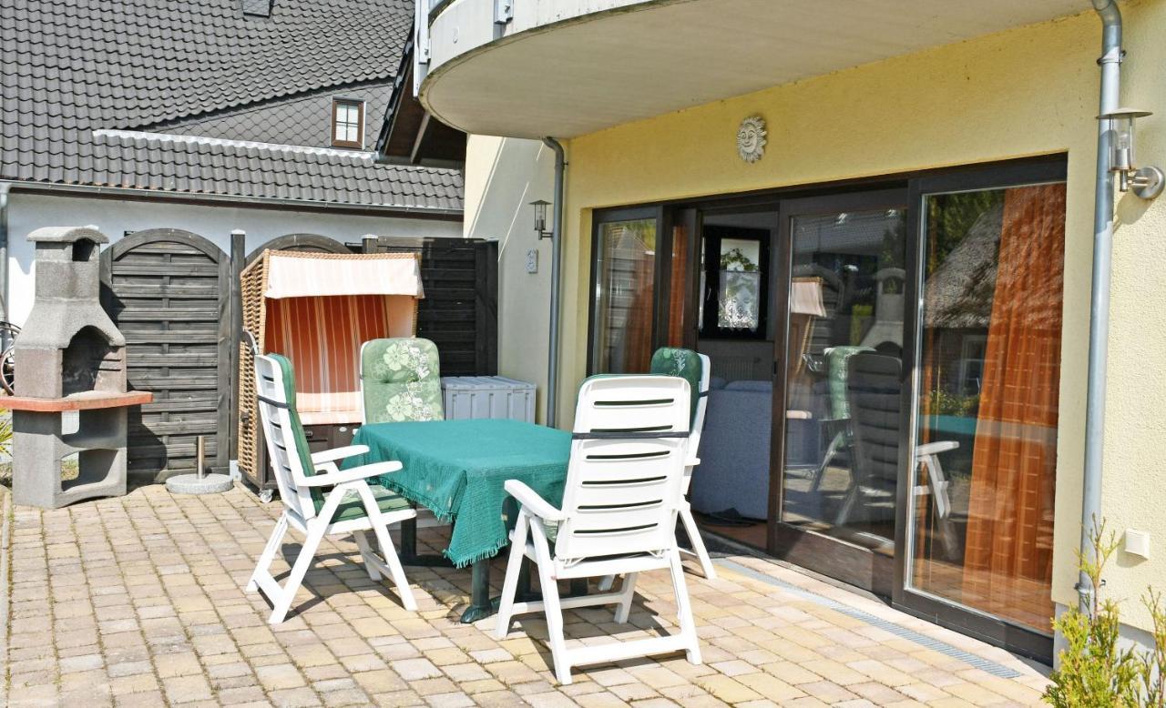 Schoenes Ferienhaus Mit Kamin Und Sauna Im Ostseebad Sellin Exteriör bild